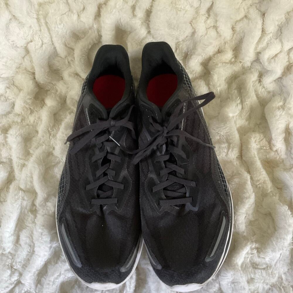 Men’s size 13 saucony
